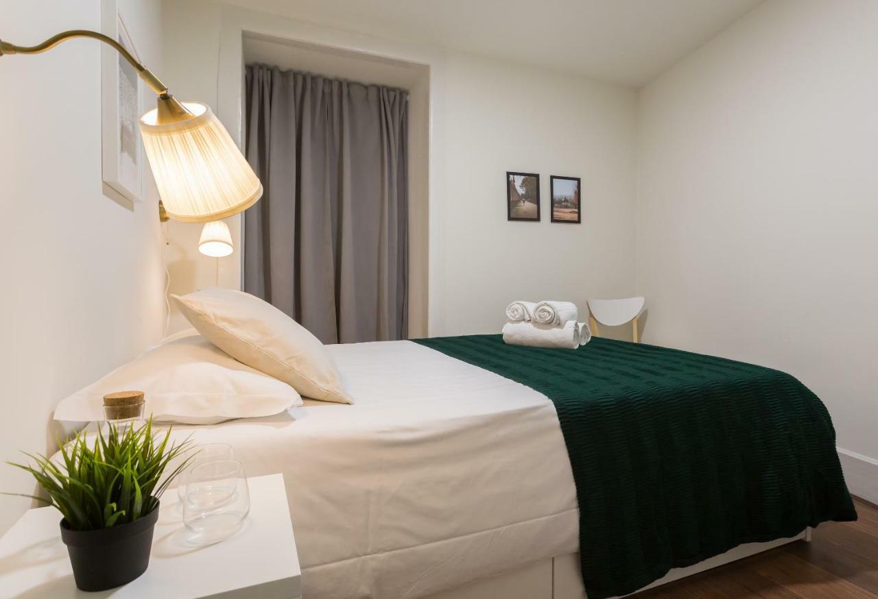 Quarto Duplo com Casa de Banho Privativa