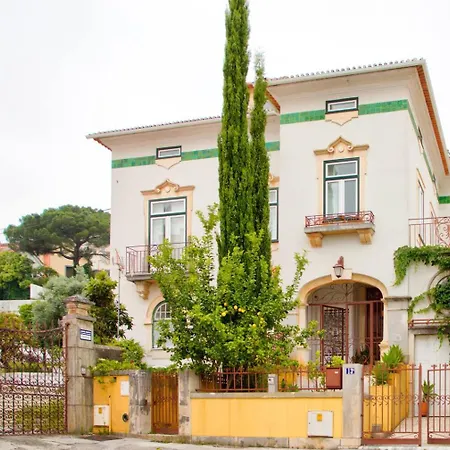 Adore Portugal Coimbra Guest House-3