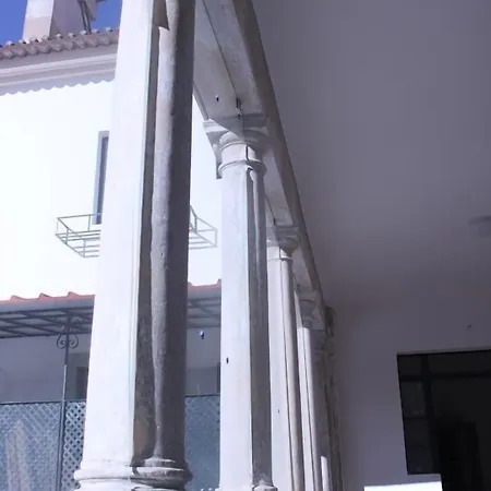 Be Coimbra Hostels-3